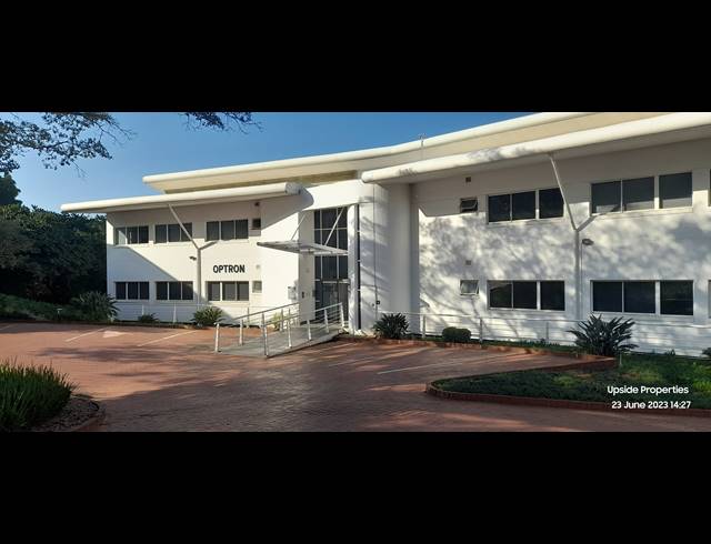 210.10M² OFFICE TO LET IN LA LUCIA RIDGE